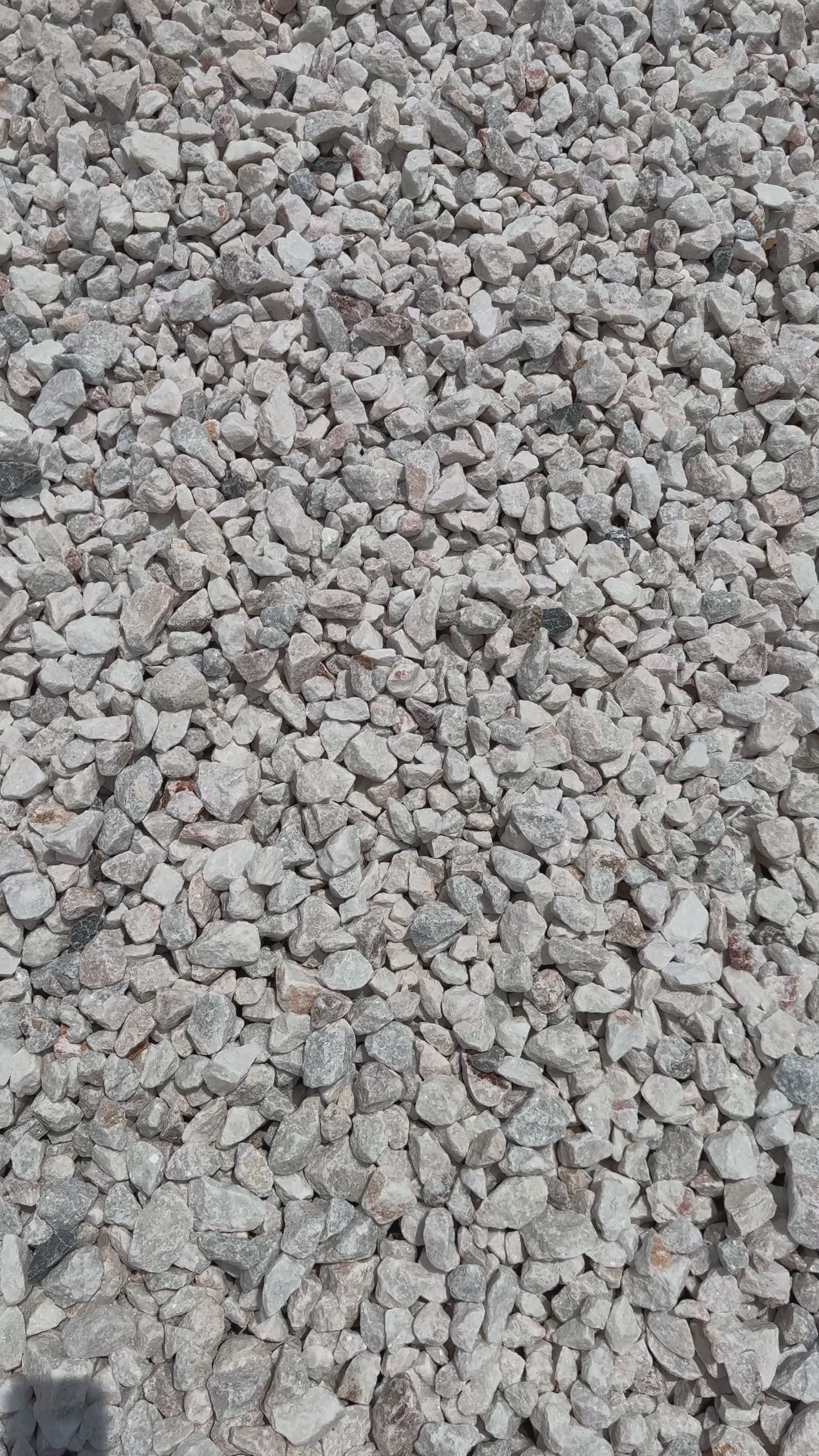 White Quartz Marble 1 - 4 in